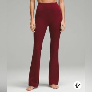 Groove Super-High-Rise Flared Pant Nulu
